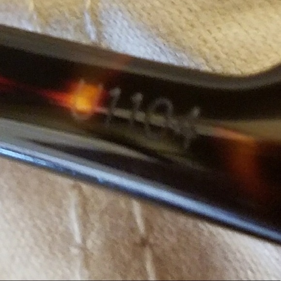 AUTHENTIC Louis Vuitton Sunglasses - Picture 4 of 6